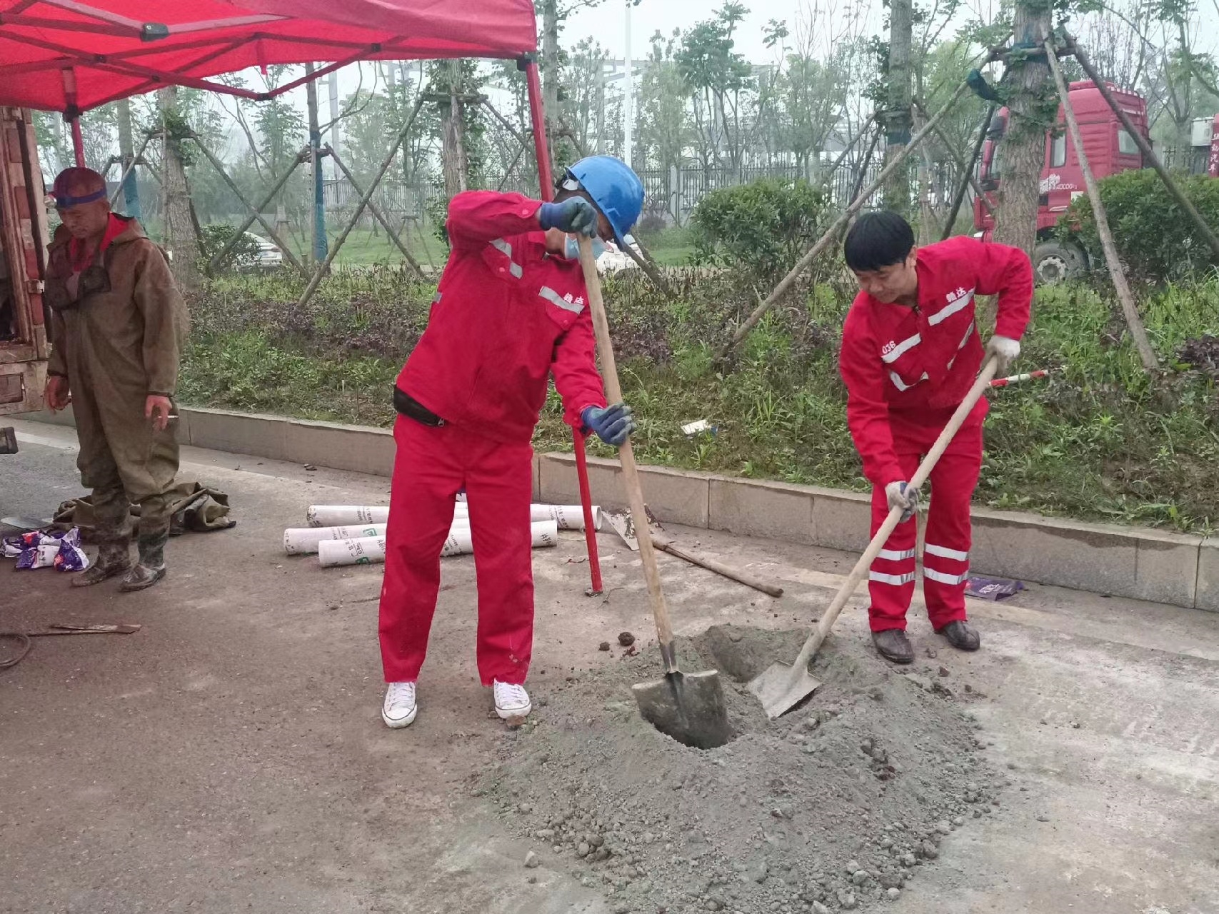 溆浦管道疏通哪家好】及时进行市政管道清淤